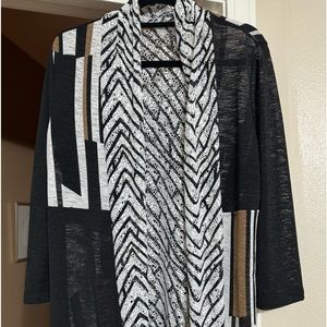 This cardigan is in great condition.